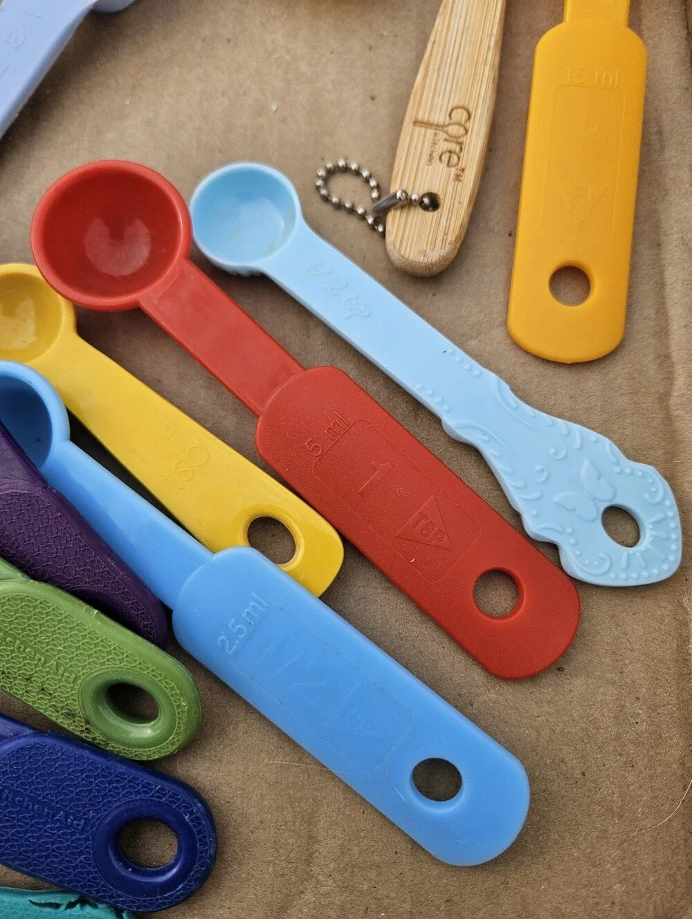 Rainbow measuring spoons set #cooking #kitchen